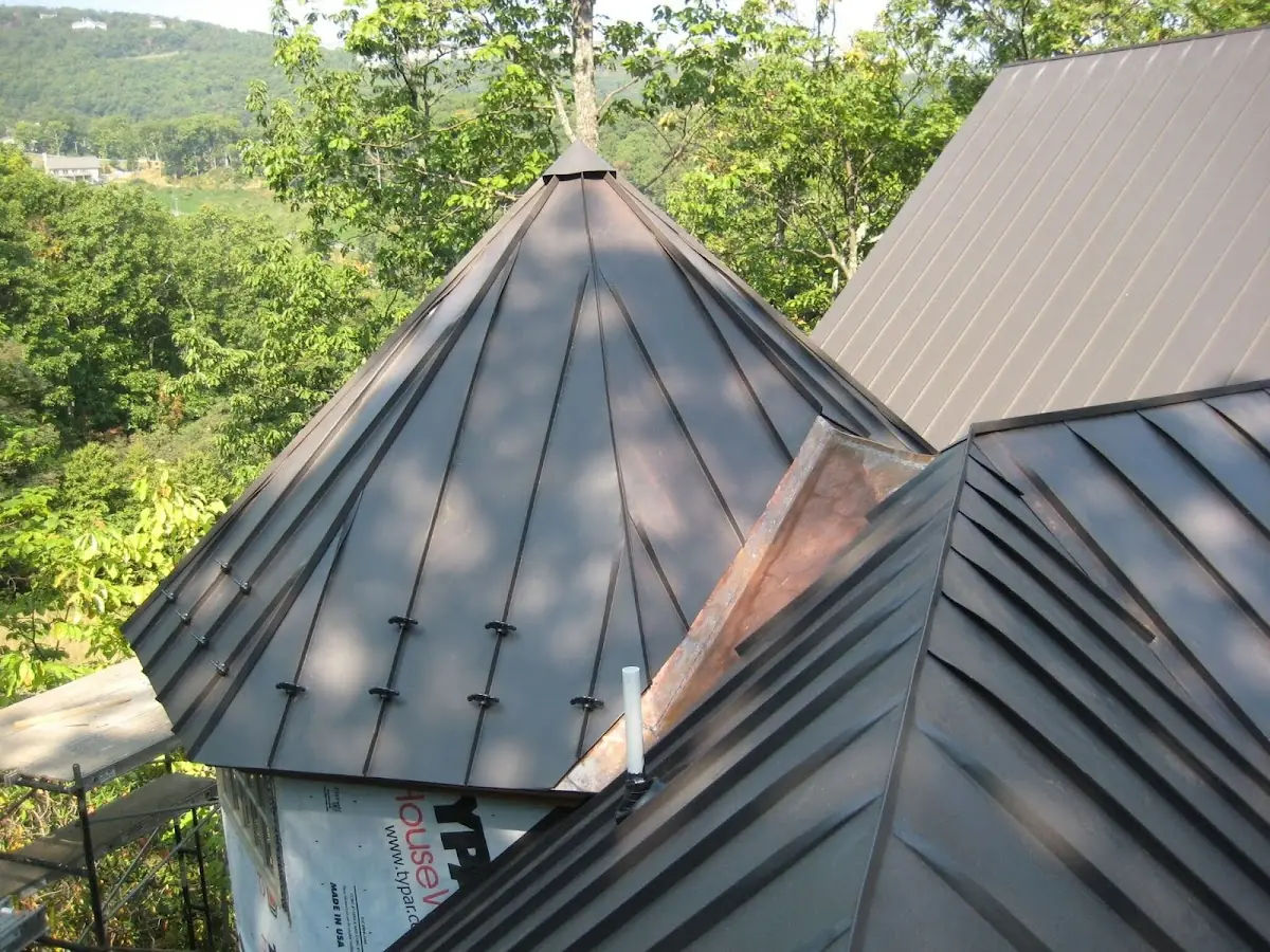 Professional Roof Tarp Installation by Craftsman Roofing in Forest View